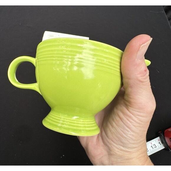 New Fiesta INDIVIDUAL CREAMER Retired color CHARTREUSE Mint In Box! - Picture 8 of 10